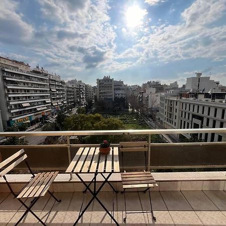 Maria'S Sunlit Apartment Piraeus Buitenkant foto